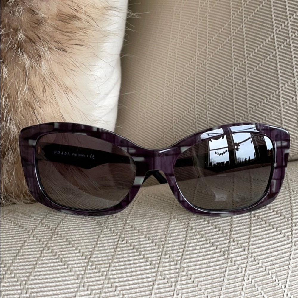 Prada Sunglasses - Picture 3 of 16